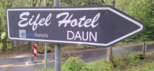 Naar het hotel